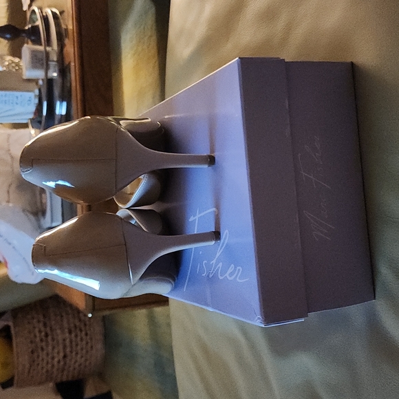 Women heels - Picture 3 of 6